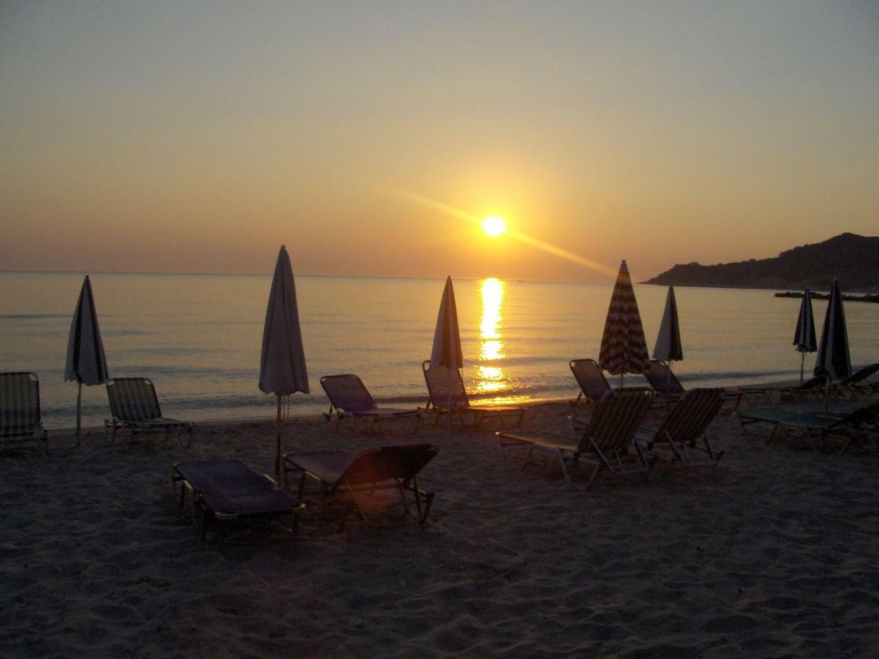 אליקס Monte Caputo Holiday House מראה חיצוני תמונה